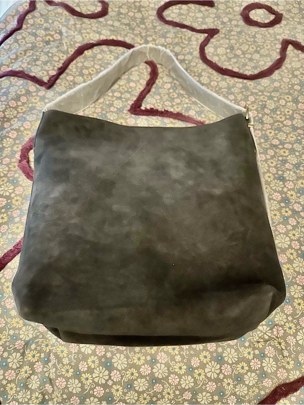 Madewell The Essential Bucket Tote Bag - Picture 7 of 9